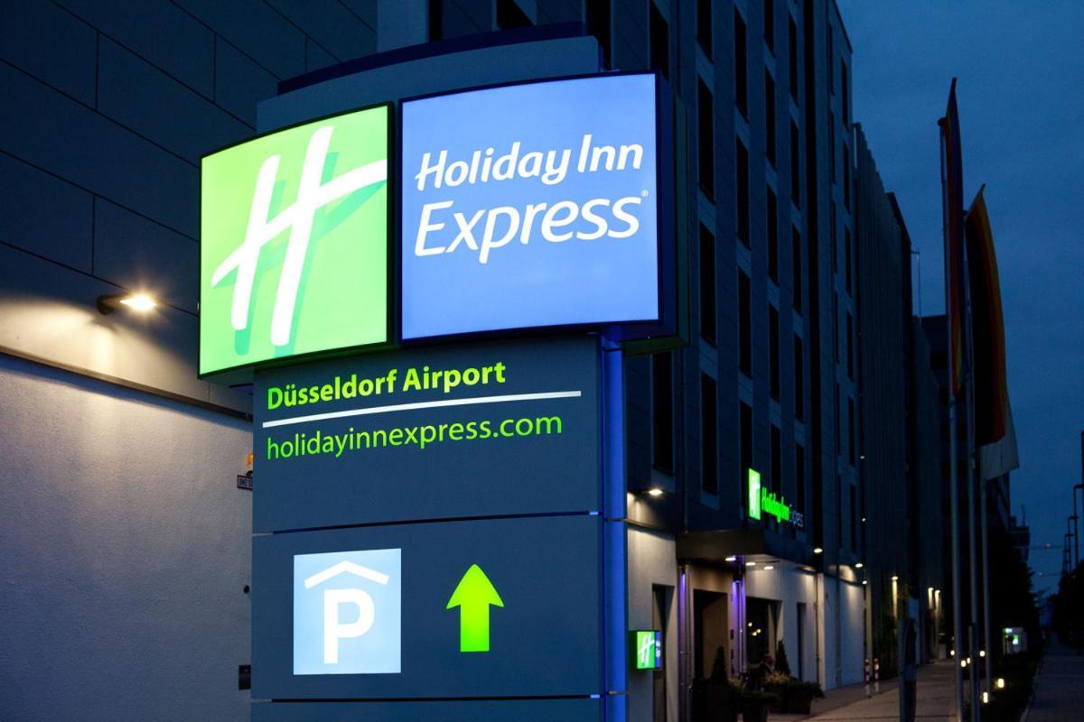 Holiday Inn Express - Dusseldorf Airport المظهر الخارجي الصورة